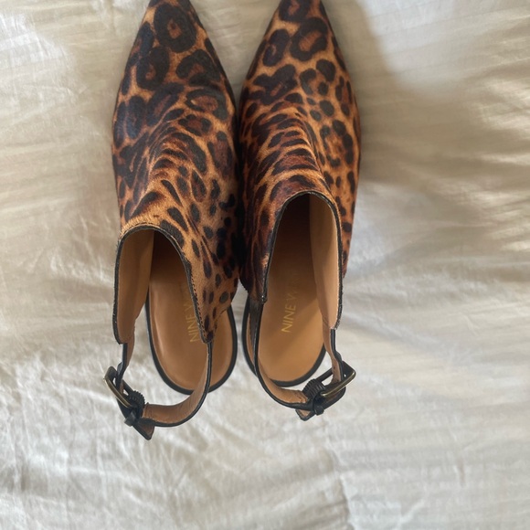 Nine West Leopard print sling mules, 10.5, 3 inch heel. Like new. - Picture 4 of 5